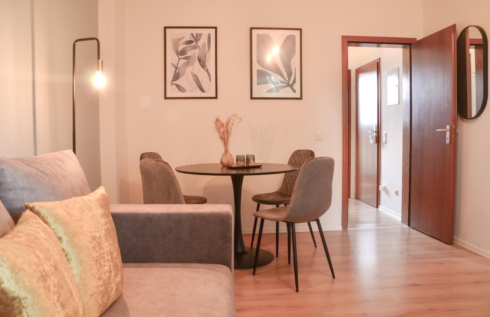 Milpau Buer 2 - Modernes Apartment Mit Queensize-Bett, Netflix, Nespresso, Waschmaschine & Smart Tv ゲルゼンキルヒェン エクステリア 写真