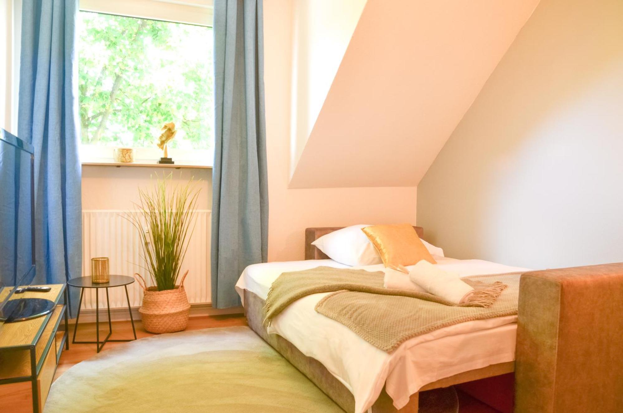 Milpau Buer 2 - Modernes Apartment Mit Queensize-Bett, Netflix, Nespresso, Waschmaschine & Smart Tv ゲルゼンキルヒェン エクステリア 写真